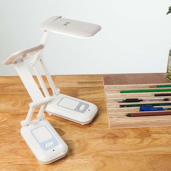 晨光 臺(tái)燈LED雙功能折疊 1/60